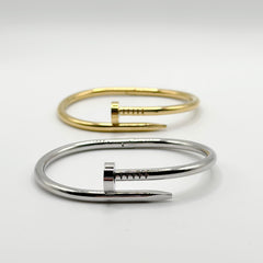 Classic Silver Bangle
